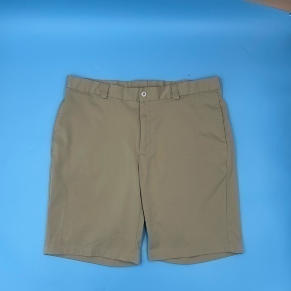 LIKE NEW! SLAZENGER Khaki Shorts